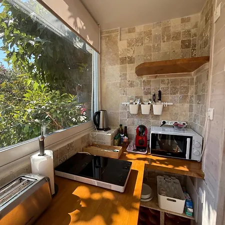 Apartment Rez De Jardin Acces 5 Minutes A Pieds